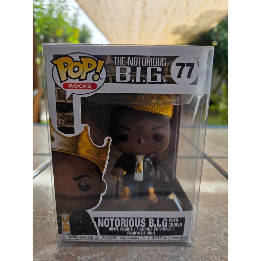 Funko Pop Rocks Notorious B.I.G. Biggie Smalls With Crown #77 New Protector